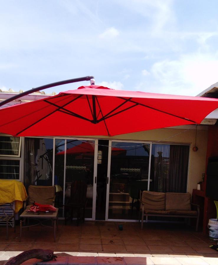 Red Pillars Hotel Port Elizabeth Cameră foto